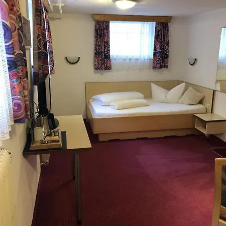 Otel Idhof