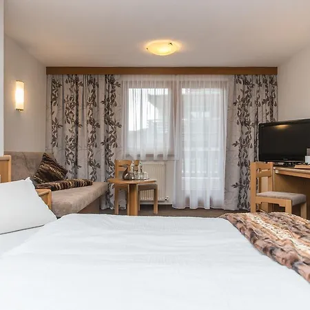 Idhof Otel