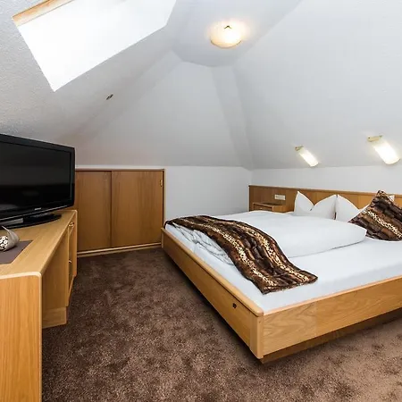 Otel Idhof