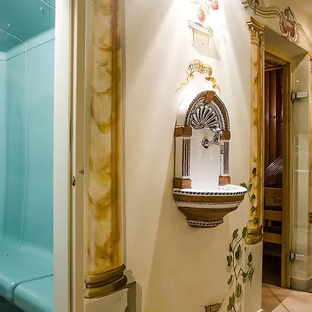 Отель Hotel Idhof